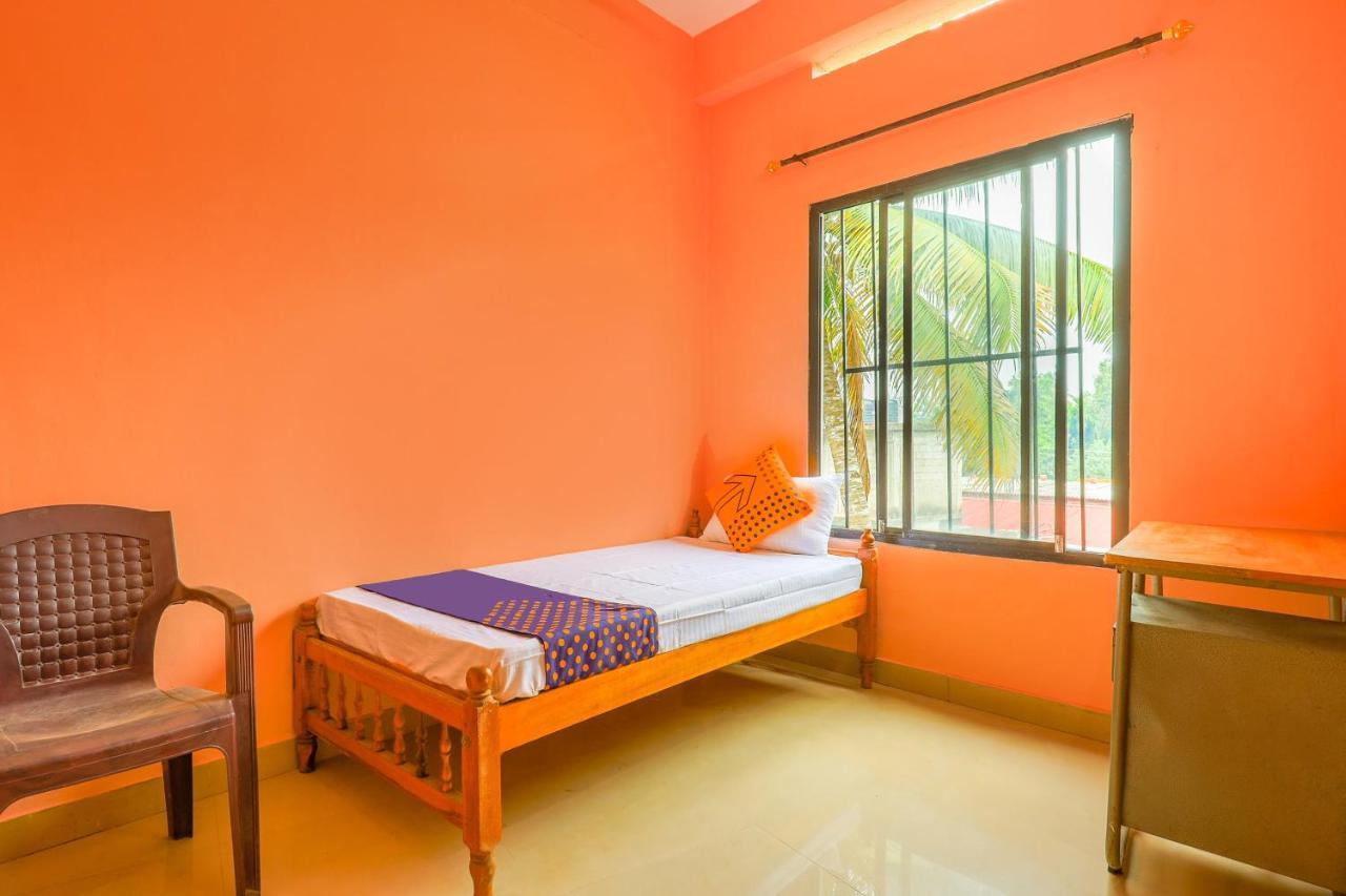 Oyo New Mubarak Tourist Home Panmana Exterior photo