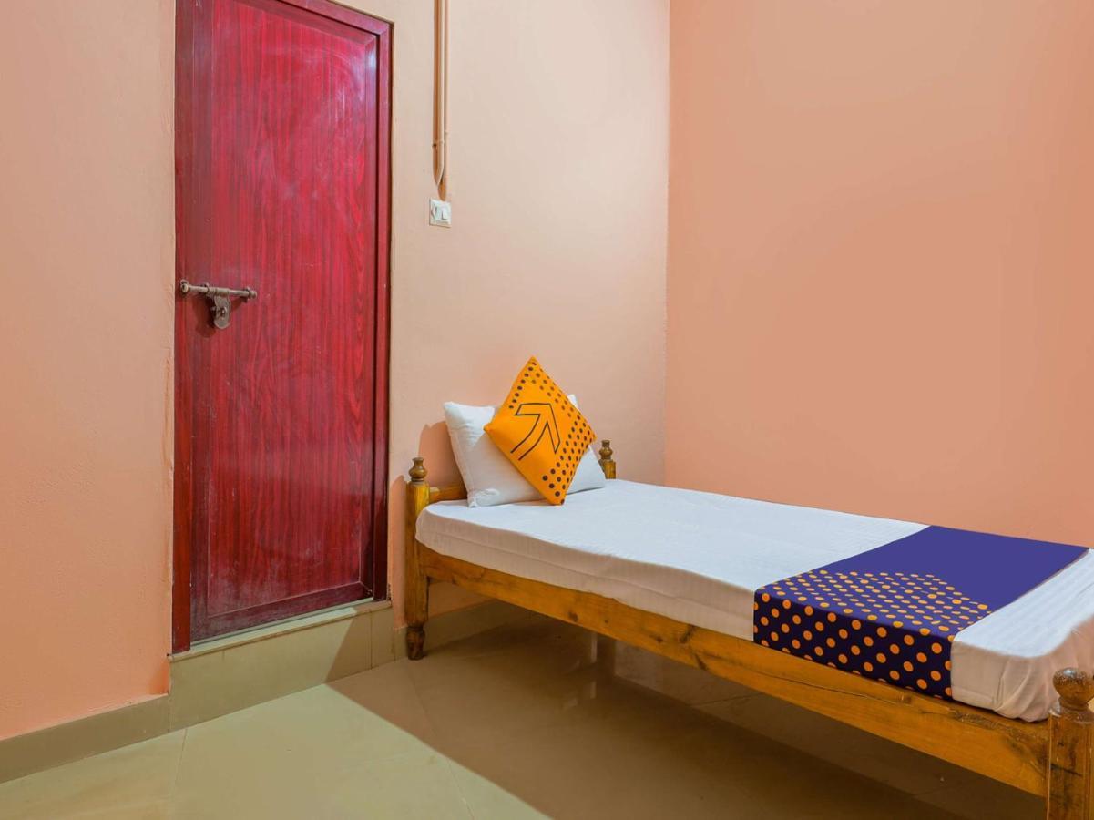 Oyo New Mubarak Tourist Home Panmana Exterior photo
